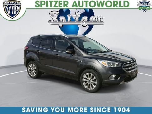Used 2017 Ford Escape Titanium FWD image 3