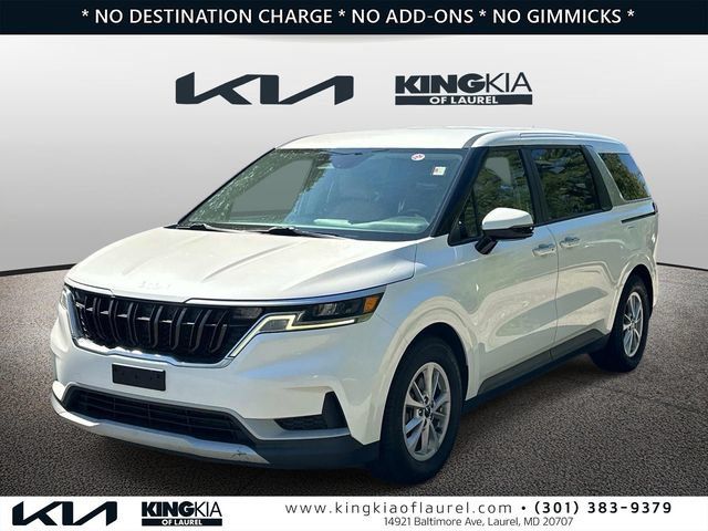 Used 2023 Kia Carnival LX FWD image 26