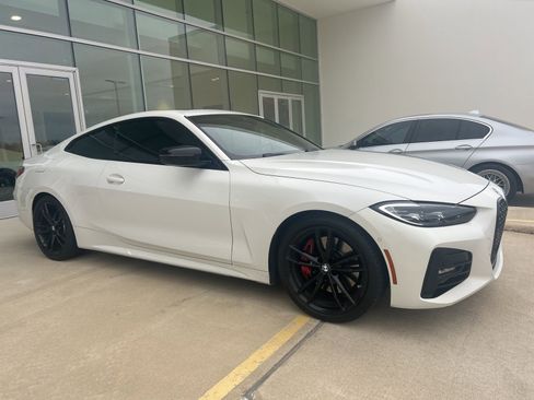 Certified 2021 BMW 430i Coupe w/ M Sport Package image 11