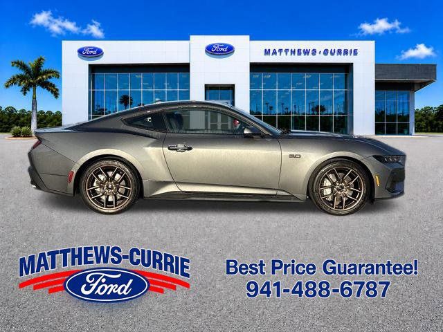 Used 2026 Ford Mustang GT Premium RWD image 3