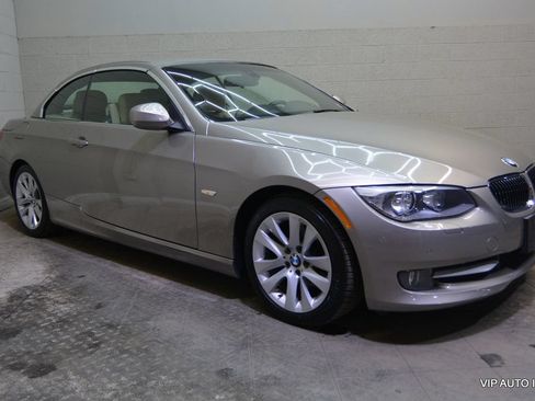 Used 2011 BMW 328i Convertible RWD image 3