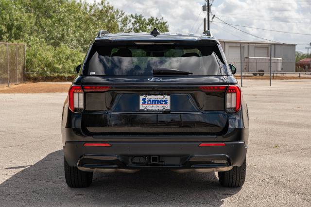 Certified 2025 Ford Explorer ST-Line w/ Premium Package RWD image 7