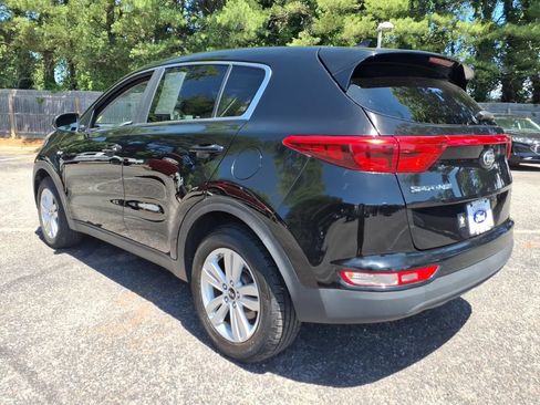 Used 2019 Kia Sportage LX AWD/4WD image 4