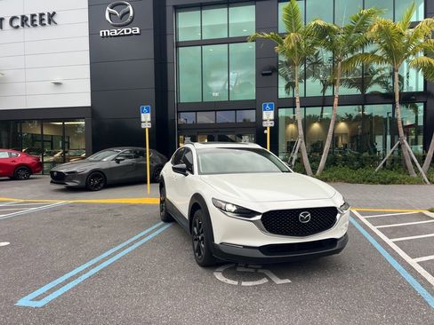 Used 2021 MAZDA CX-30 2.5 Turbo w/ Premium Package image 3