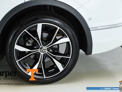 Used 2024 Volkswagen Tiguan SEL R-Line AWD/4WD image 6