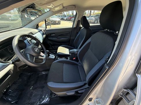 Used 2025 Nissan Versa SV image 23