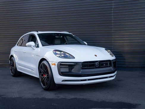 New 2026 Porsche Macan GTS AWD/4WD image 12