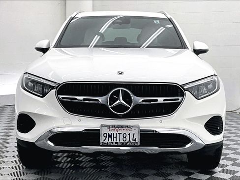 Certified 2024 Mercedes-Benz GLC 300 image 2