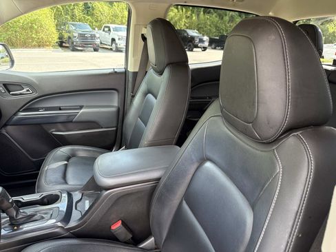 Used 2021 Chevrolet Colorado Z71 w/ Safety Package RWD image 20
