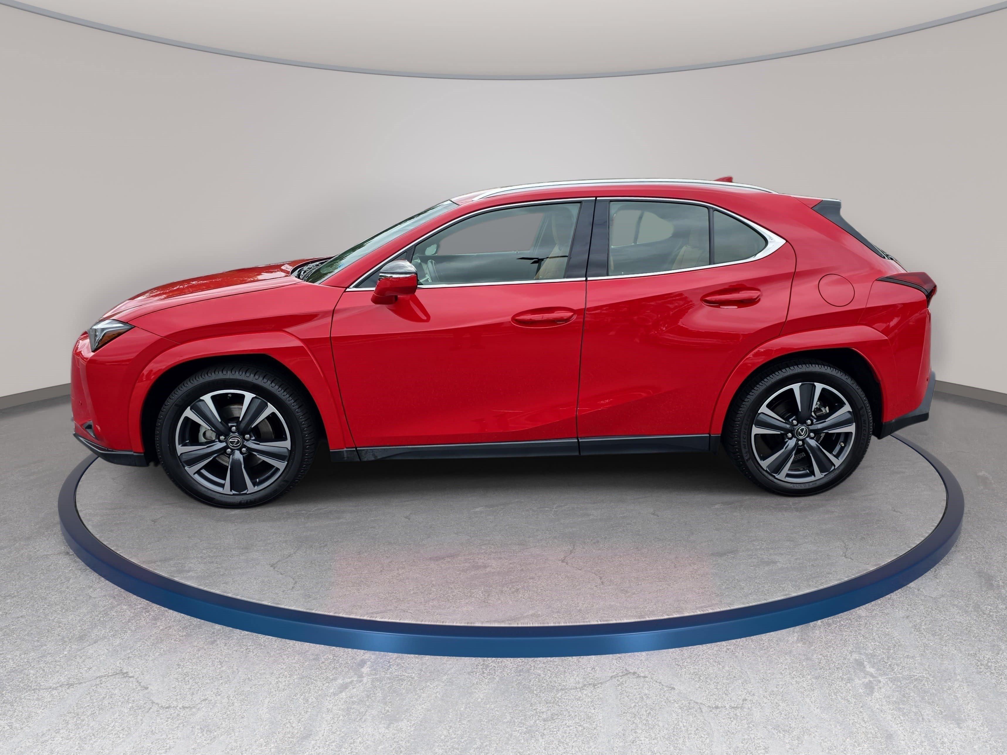 Used 2023 Lexus UX 250h FWD w/ Accessory Package (Z2) image 8