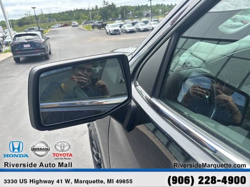 Used 2021 Chevrolet Silverado 1500 High Country AWD/4WD image 5