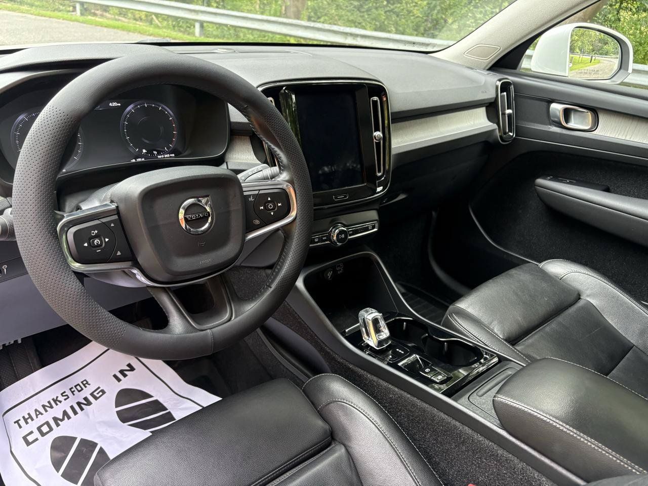 Used 2020 Volvo XC40 T5 Inscription w/ Protection Package Premier AWD/4WD image 12