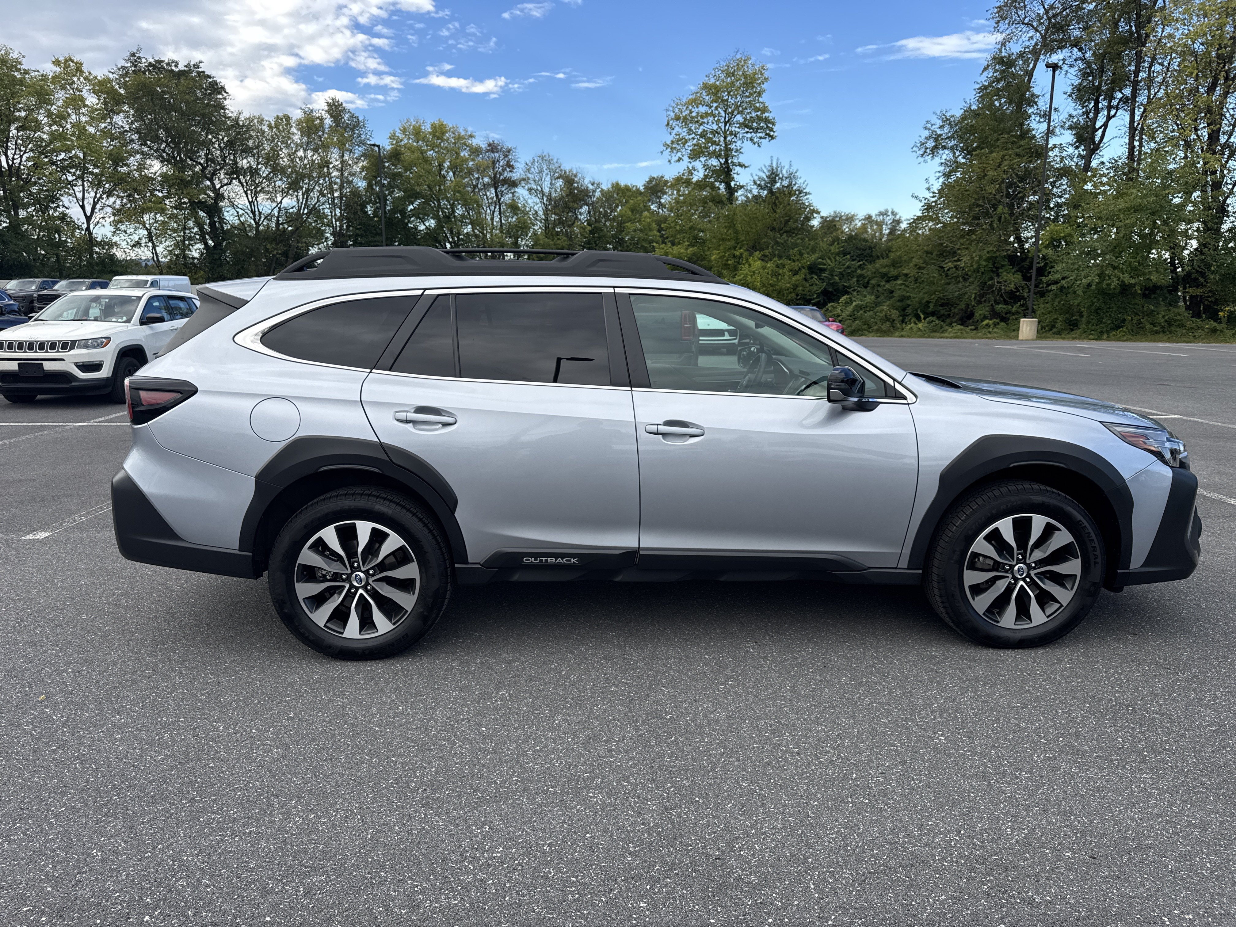 Used 2024 Subaru Outback Limited XT AWD/4WD image 36