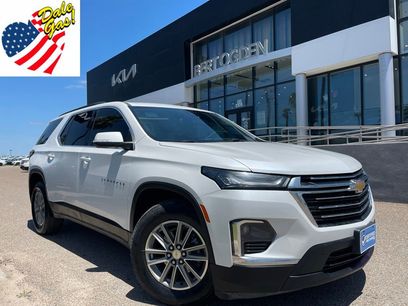 Used 2023 Chevrolet Traverse LT