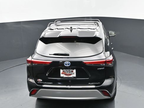 Used 2020 Toyota Highlander Platinum AWD/4WD image 31