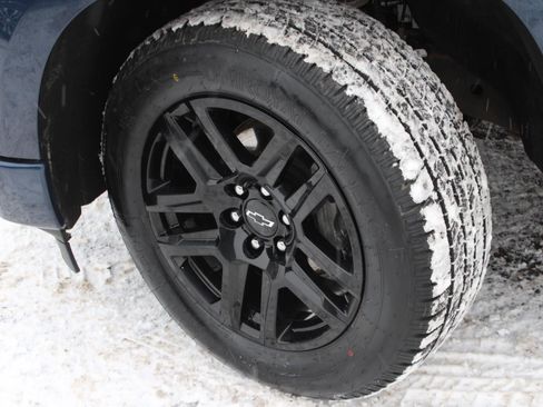 Used 2023 Chevrolet Silverado 1500 RST image 17