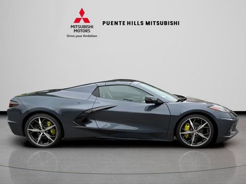 Used 2021 Chevrolet Corvette Stingray Premium Conv w/ Chrome Exterior Badge Package RWD image 4