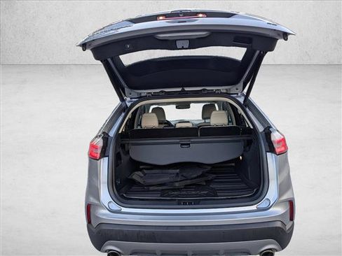 Used 2022 Ford Edge Titanium w/ Equipment Group 301A image 7