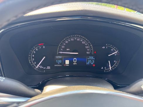 Used 2019 Cadillac XT5 Premium Luxury AWD/4WD image 38