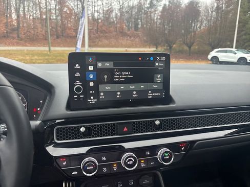 Certified 2025 Honda Civic Sport Touring image 33