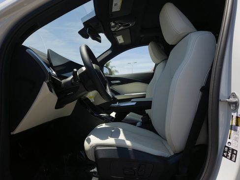 New 2026 BMW X2 xDrive28i w/ Technology Package AWD/4WD image 7