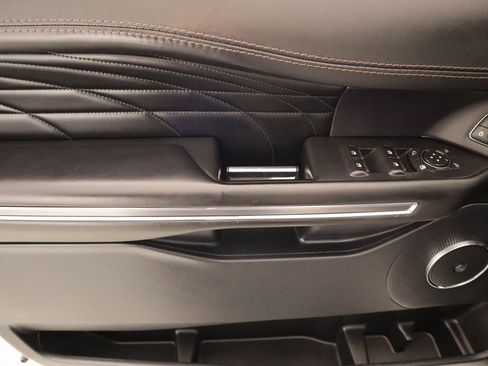 Used 2021 Ford Expedition Platinum image 18