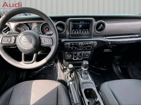 Used 2023 Jeep Wrangler Sport S AWD/4WD image 7