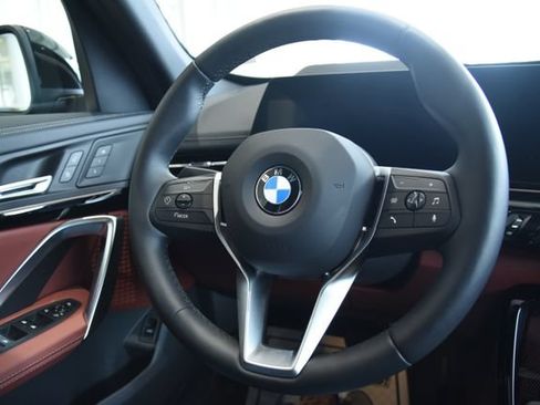 Used 2026 BMW X1 xDrive28i w/ Technology Package AWD/4WD image 12