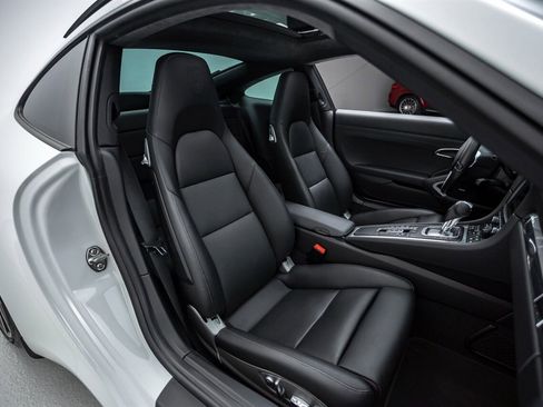 Used 2014 Porsche 911 Carrera S image 25