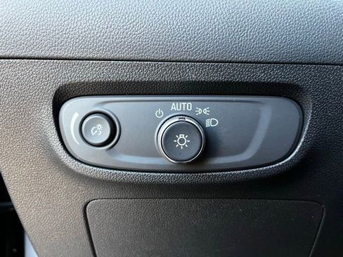 Used 2025 Buick Encore GX Preferred image 14