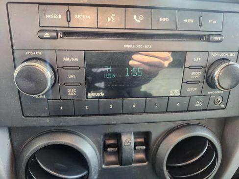 Used 2009 Jeep Wrangler X image 19