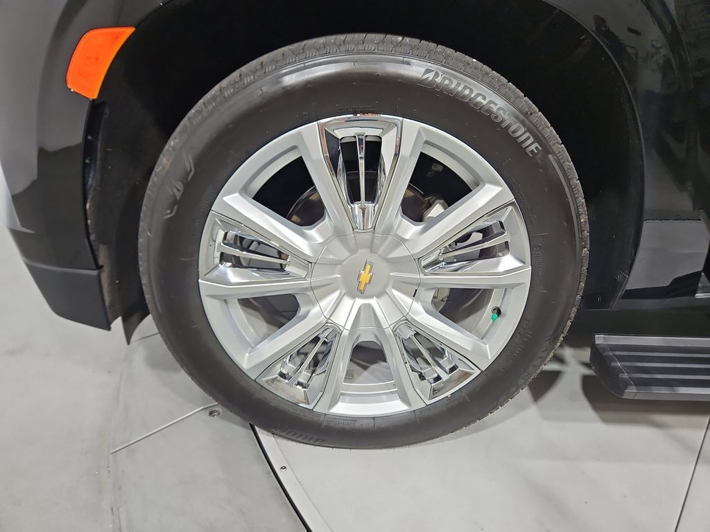 Used 2024 Chevrolet Tahoe High Country AWD/4WD image 28