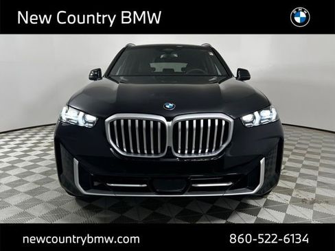 New 2026 BMW X5 xDrive40i w/ Premium Package AWD/4WD image 2