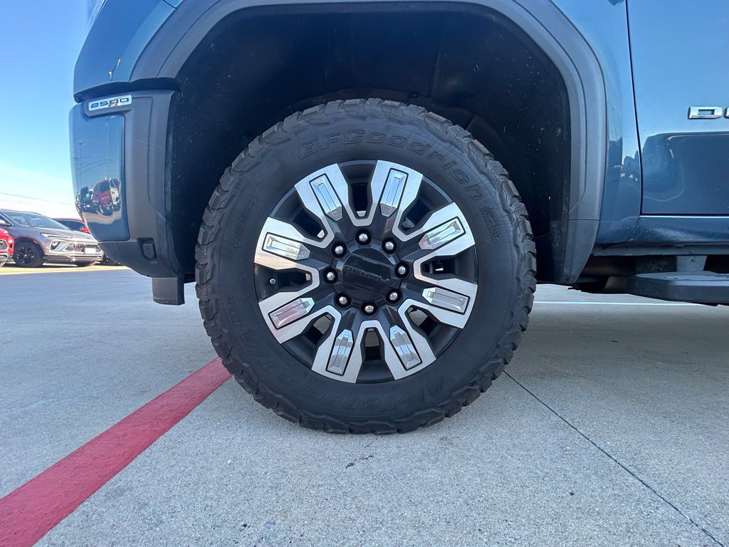 Used 2025 GMC Sierra 2500 Denali w/ Denali Reserve Package AWD/4WD image 6