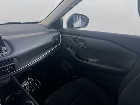 Used 2024 Nissan Rogue S image 20