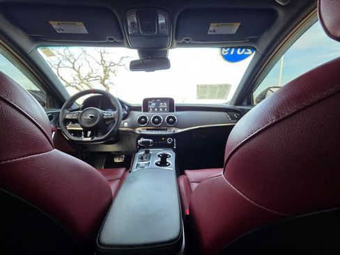 Used 2019 Kia Stinger GT image 33