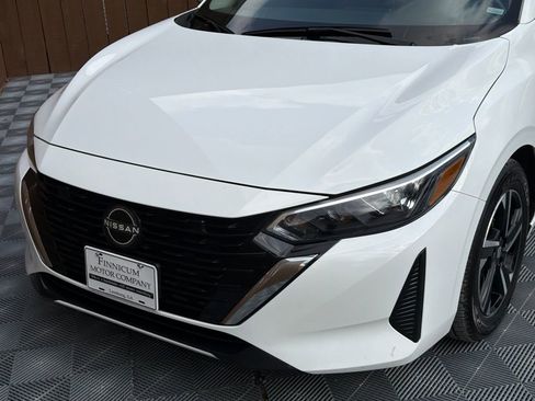 Used 2025 Nissan Sentra SV image 17