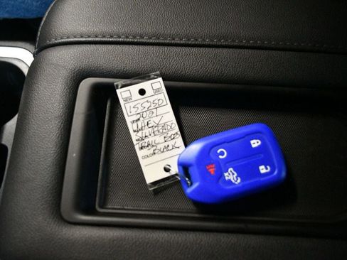 Used 2021 Chevrolet Silverado 1500 LT Trail Boss w/ Convenience Package II image 80