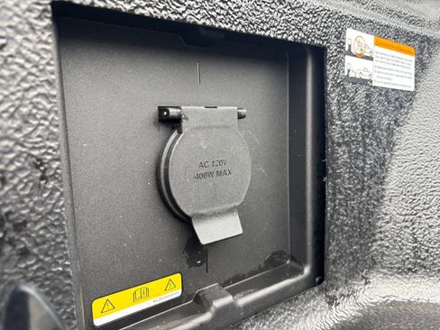 Used 2023 Ford F150 XLT w/ Equipment Group 302A High image 10