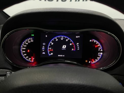 Used 2016 Jeep Grand Cherokee SRT image 23