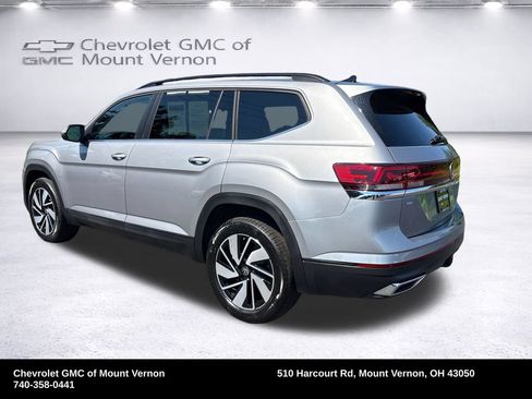 Used 2026 Volkswagen Atlas SE AWD/4WD image 3