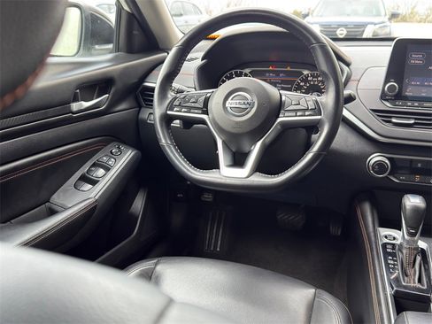 Used 2021 Nissan Altima 2.5 SR image 23