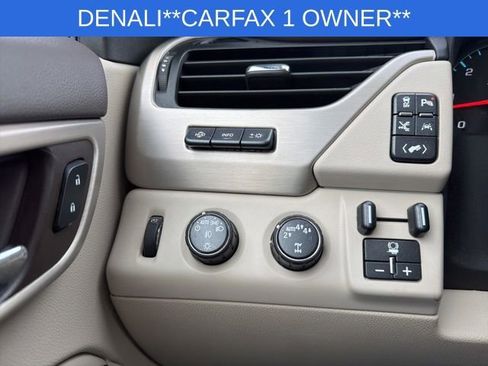 Used 2020 GMC Yukon XL Denali w/ Denali Premium Package image 36