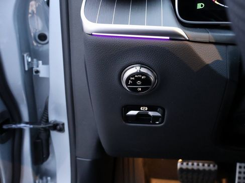 New 2026 Mercedes-Benz GLC 300 4MATIC image 37