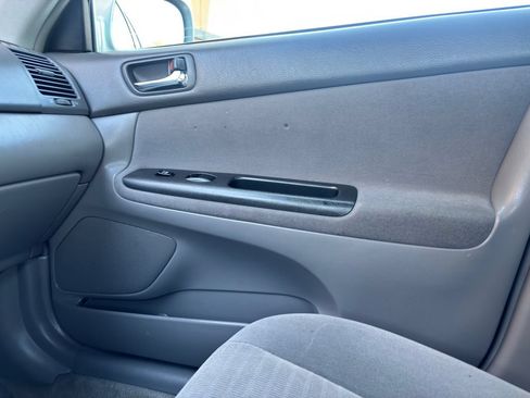 Used 2005 Toyota Camry SE FWD image 20