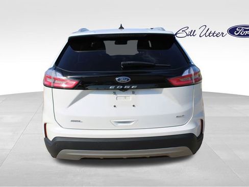 Certified 2022 Ford Edge SEL w/ Convenience Package image 6