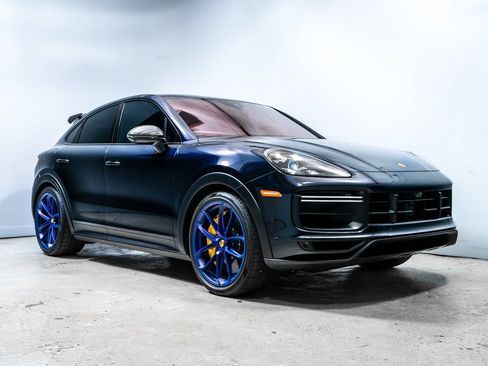 Certified 2023 Porsche Cayenne Turbo GT AWD/4WD image 27