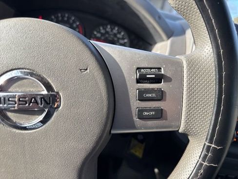 Used 2014 Nissan Frontier SV w/ SV Value Truck Package image 21