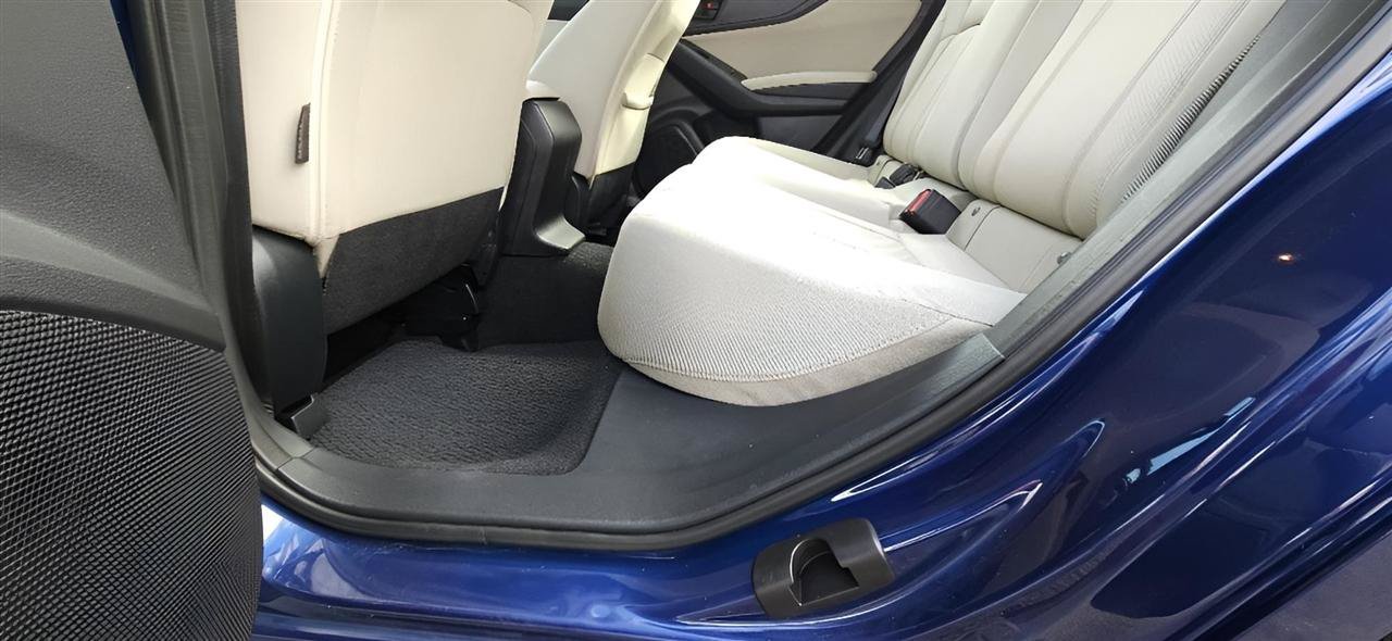 Used 2018 Subaru Impreza 2.0i Premium w/ Eyesight & BSD & Rcta AWD/4WD image 23
