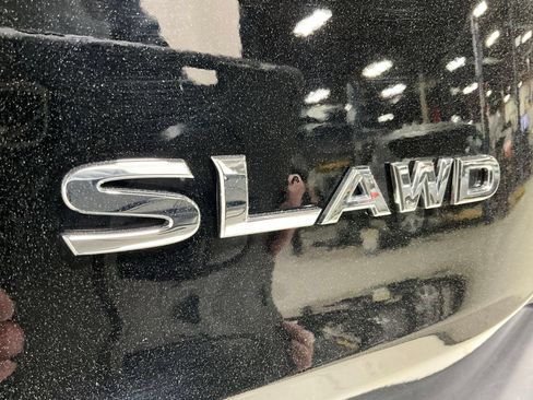 Used 2023 Nissan Rogue SL AWD/4WD image 9